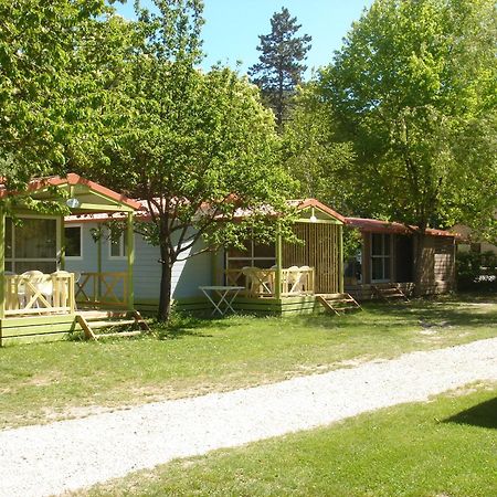 Camping Frederic Mistral กาสเตลลาน ภายนอก รูปภาพ