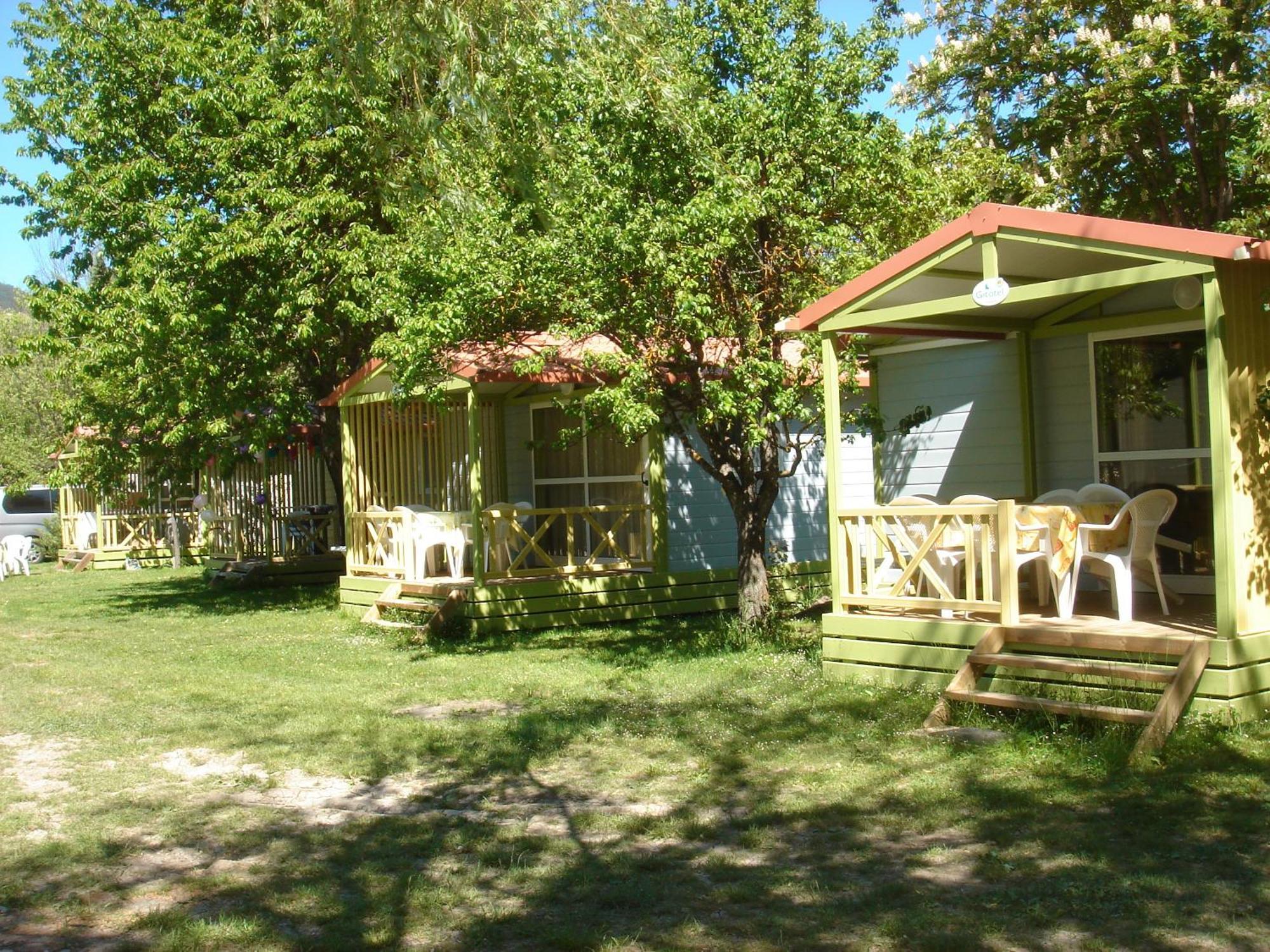 Camping Frederic Mistral กาสเตลลาน ภายนอก รูปภาพ